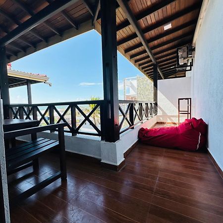 Cozy Sea View Inn Хиккадува Экстерьер фото